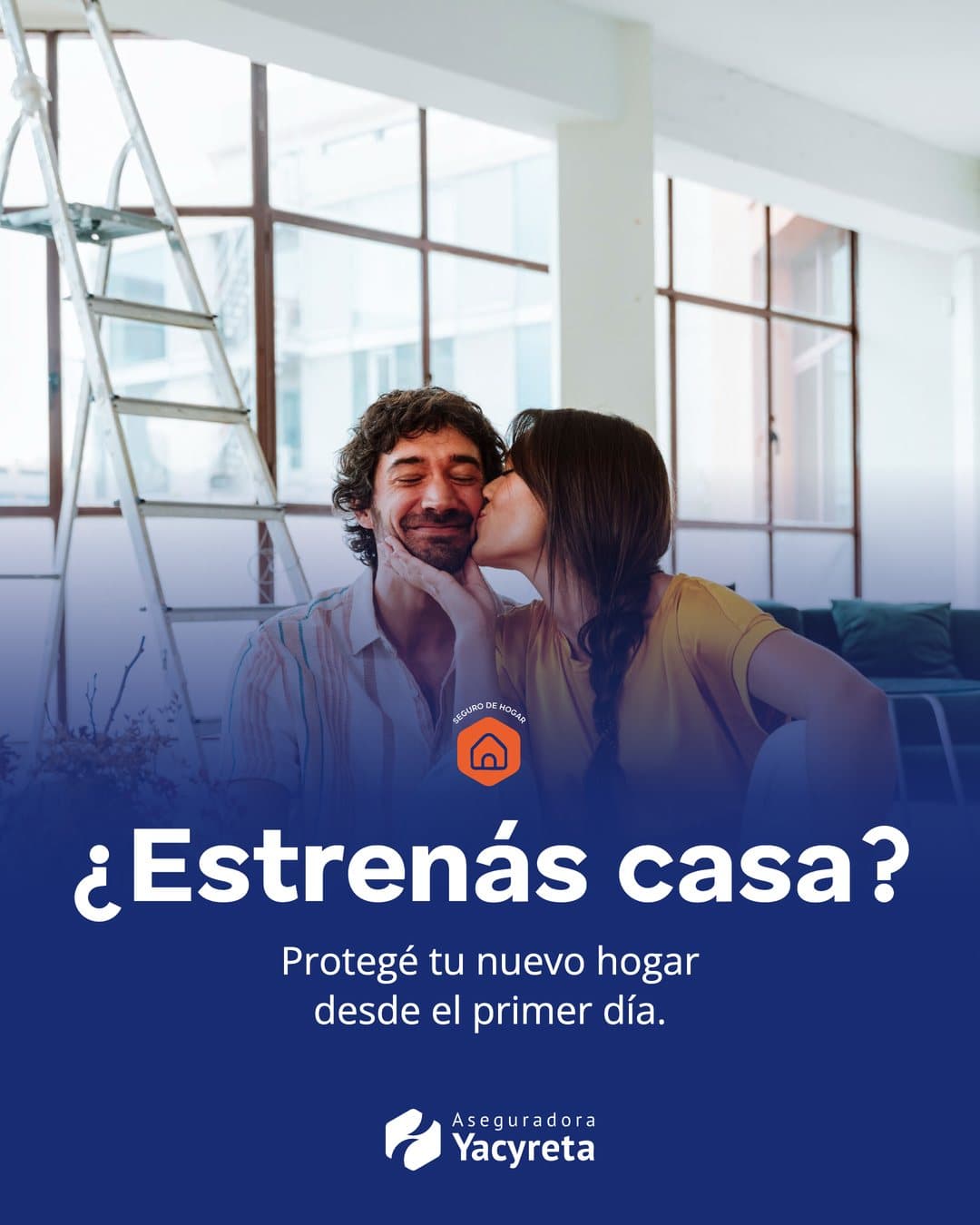 Lámina 1: ¿Estrenás casa? Protegé tu nuevo hogar desde el primer día, sobre una pareja entre cajas de mudanza